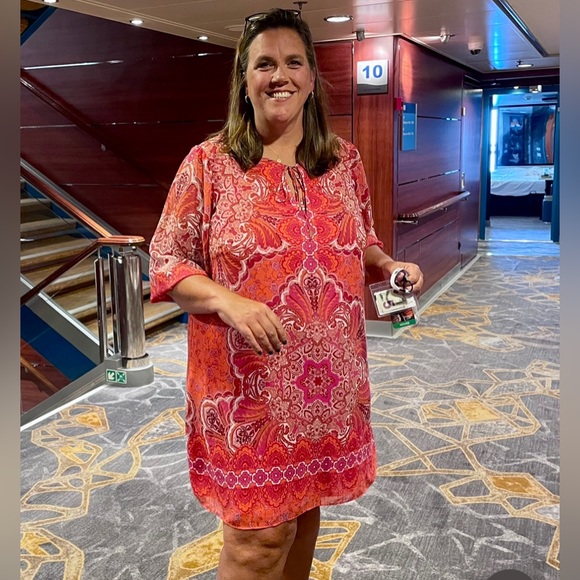 Plus Size Tie Neck Printed Dress - Picture 9 of 9